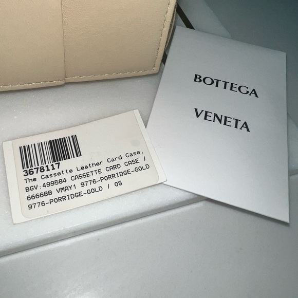 Bottega Veneta Mini Cassete Leather Card Case ~ Authentic - Picture 10 of 14